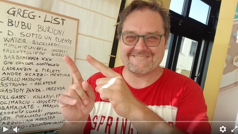 (2020) BUBU TIME: E' TORNATO IL NOSTRO SUPEREROE PIENO DI MINCHIATE